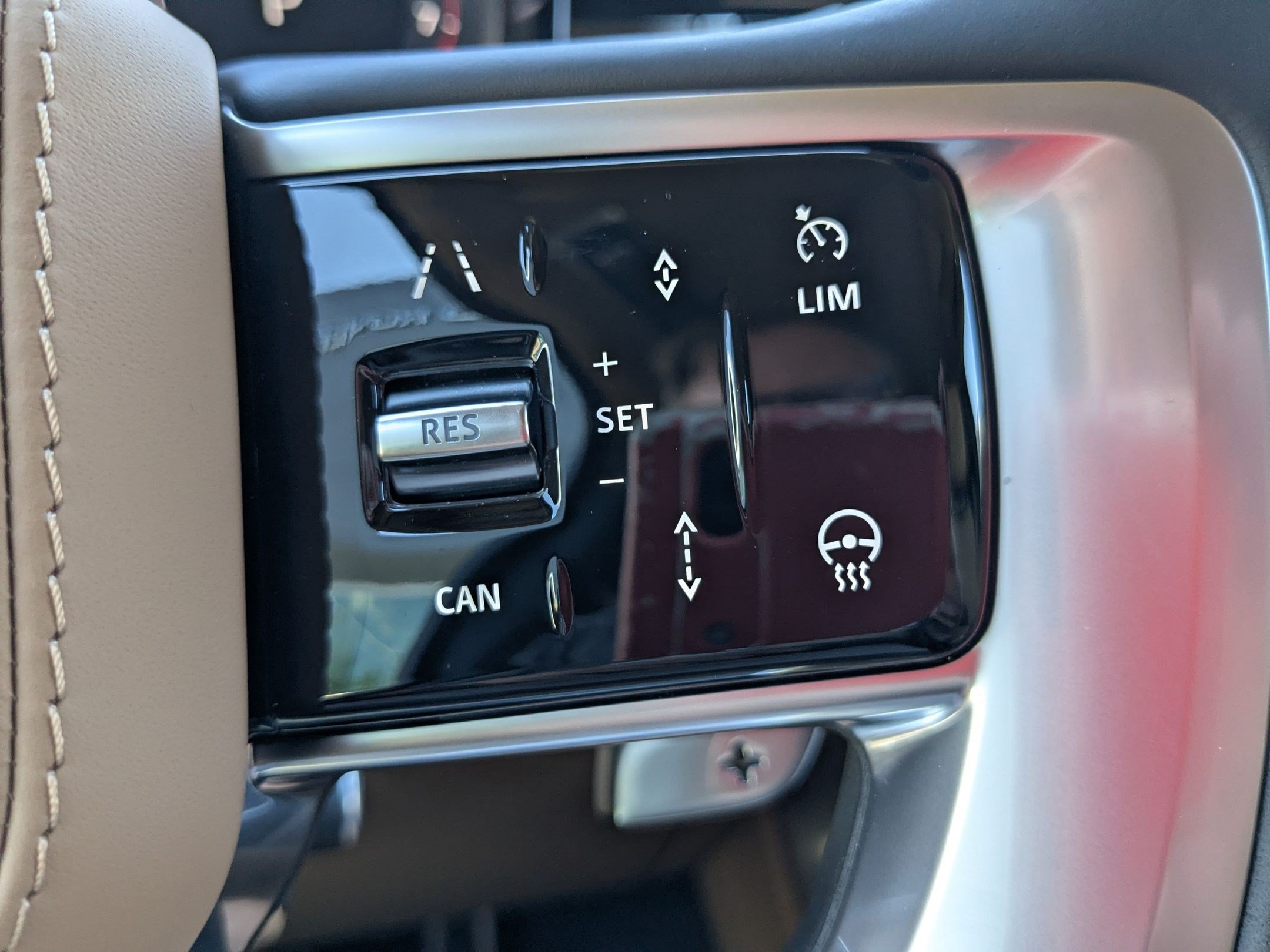 New 2026 Land Rover Range Rover SE AWD/4WD image 18