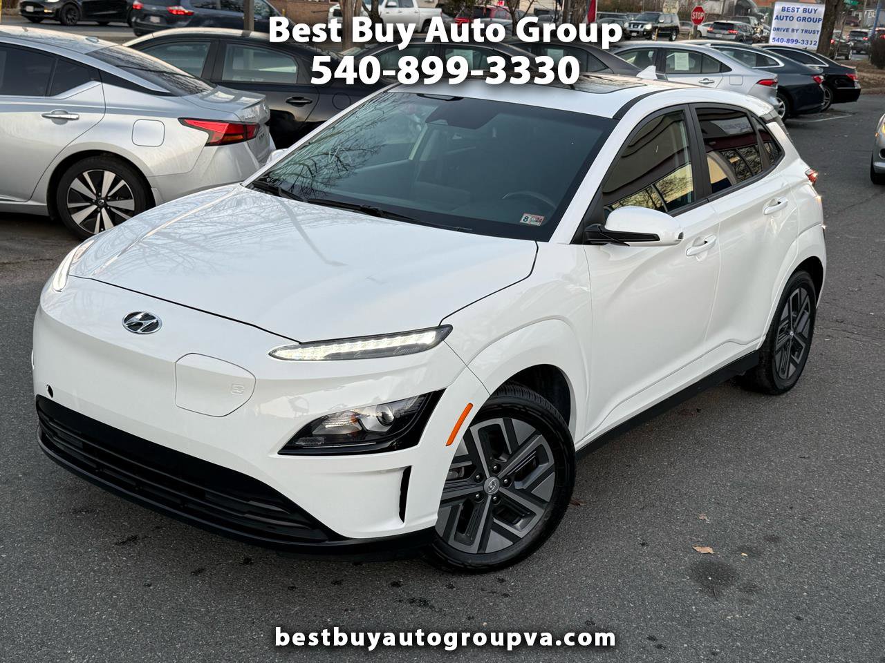 Used 2023 Hyundai Kona SEL image 1