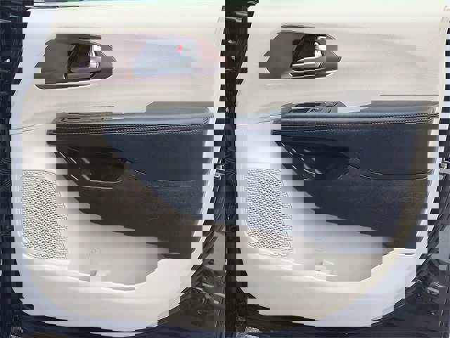 Used 2019 Chrysler Pacifica Touring-L w/ Advanced Safetytec Group image 15