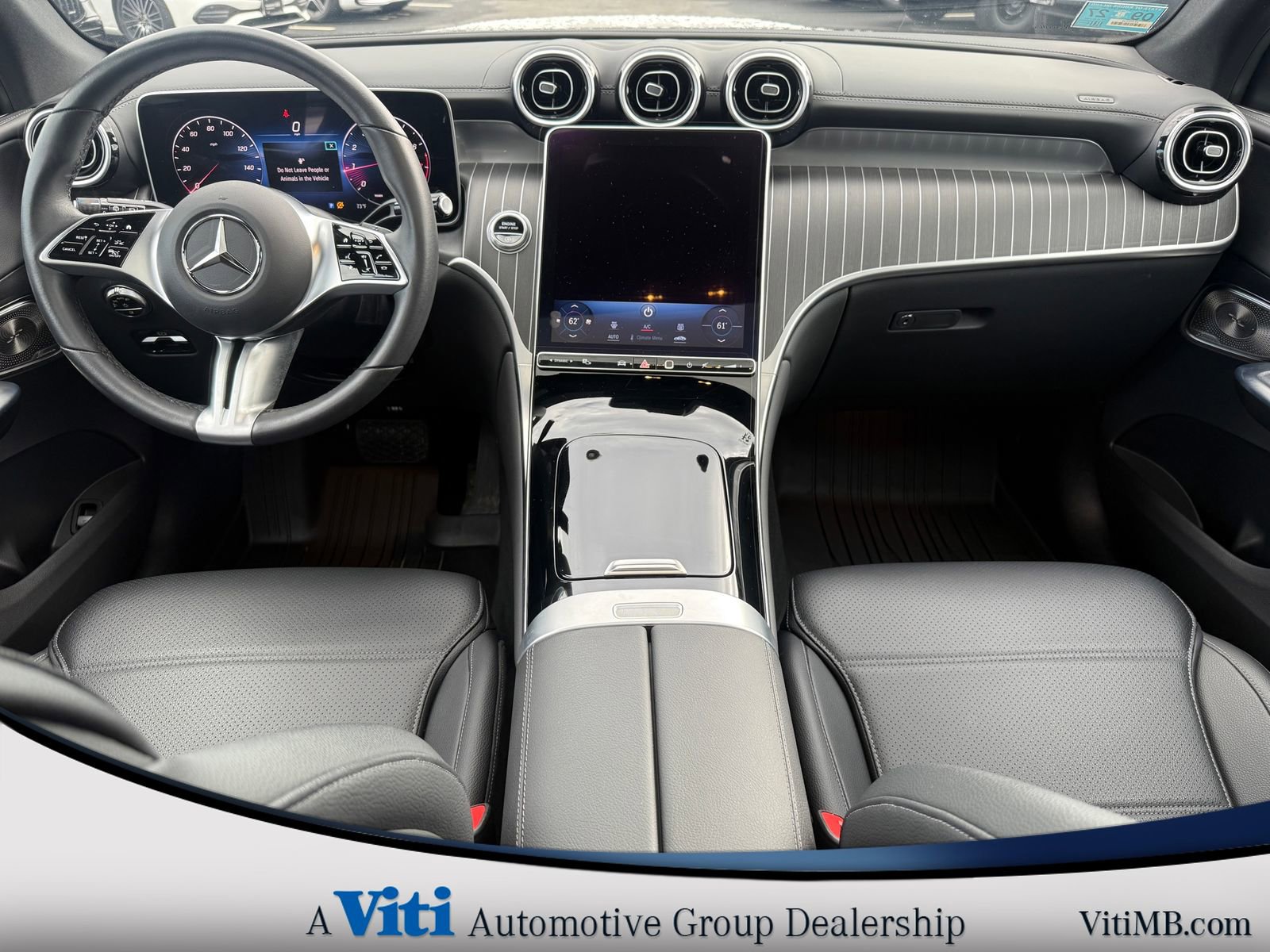 Certified 2024 Mercedes-Benz GLC 300 4MATIC image 2