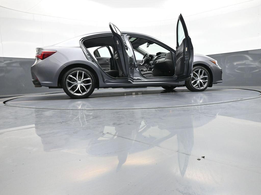 Certified 2022 Acura ILX w/ Premium Package FWD image 47