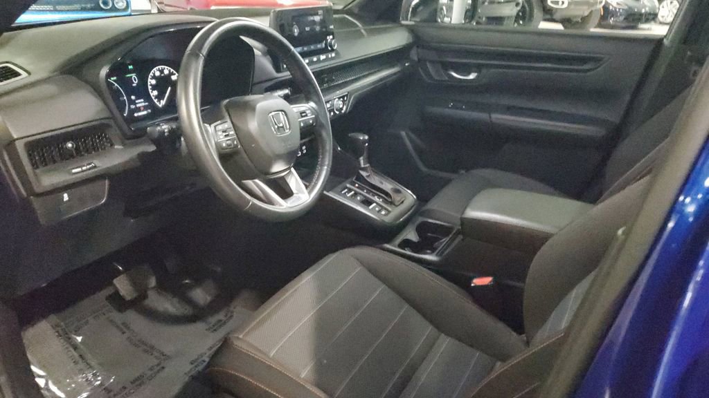 Used 2023 Honda CR-V Sport image 19