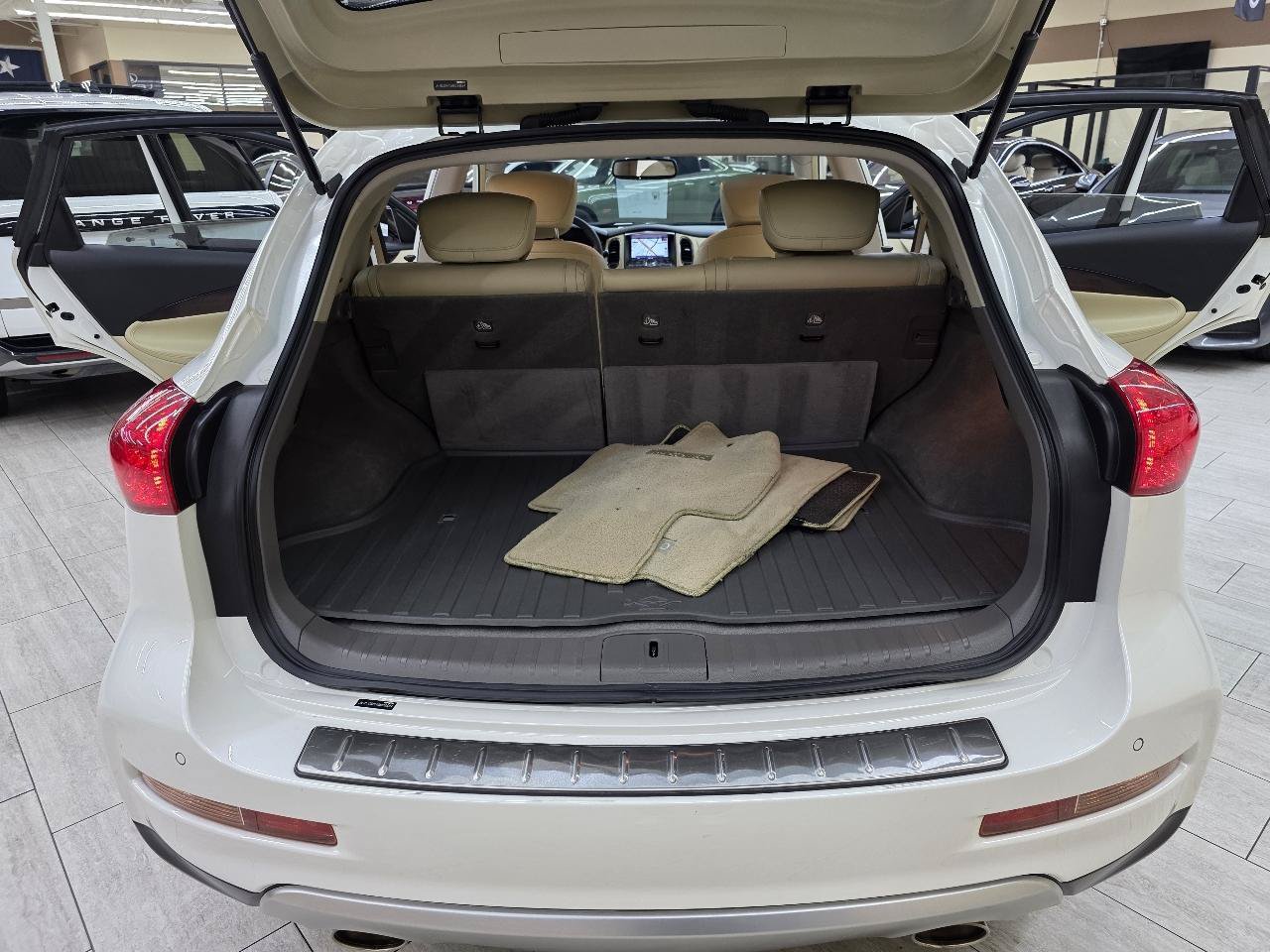 Used 2017 INFINITI QX50 2WD w/ Premium Plus Package image 13