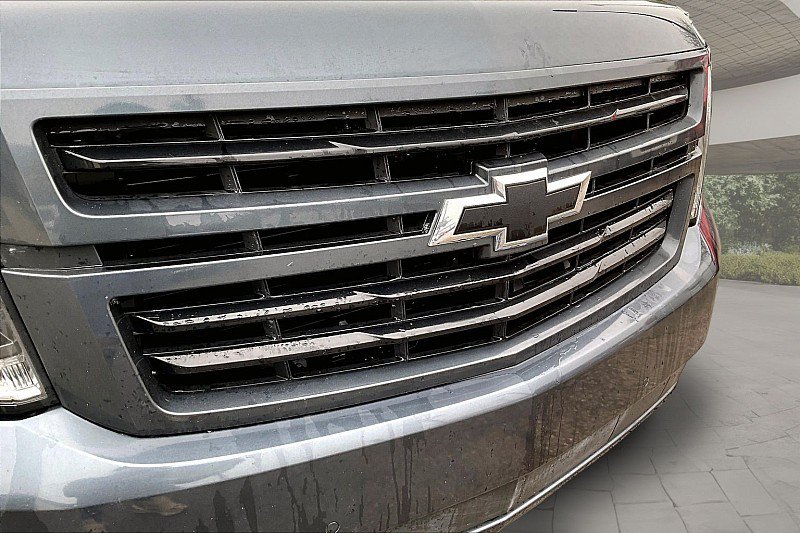 Used 2019 Chevrolet Suburban Premier w/ RST 6.2L Performance Edition RWD image 47