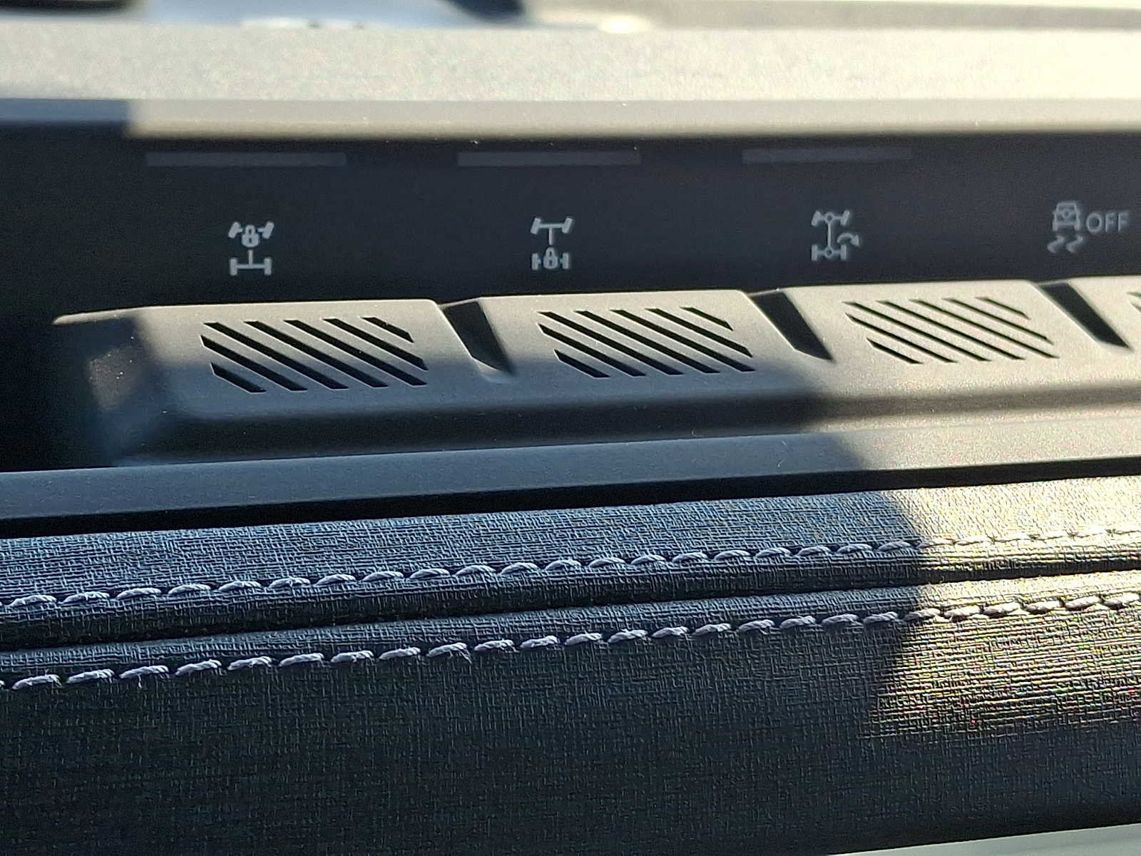 New 2026 Ford Bronco Outer Banks image 20