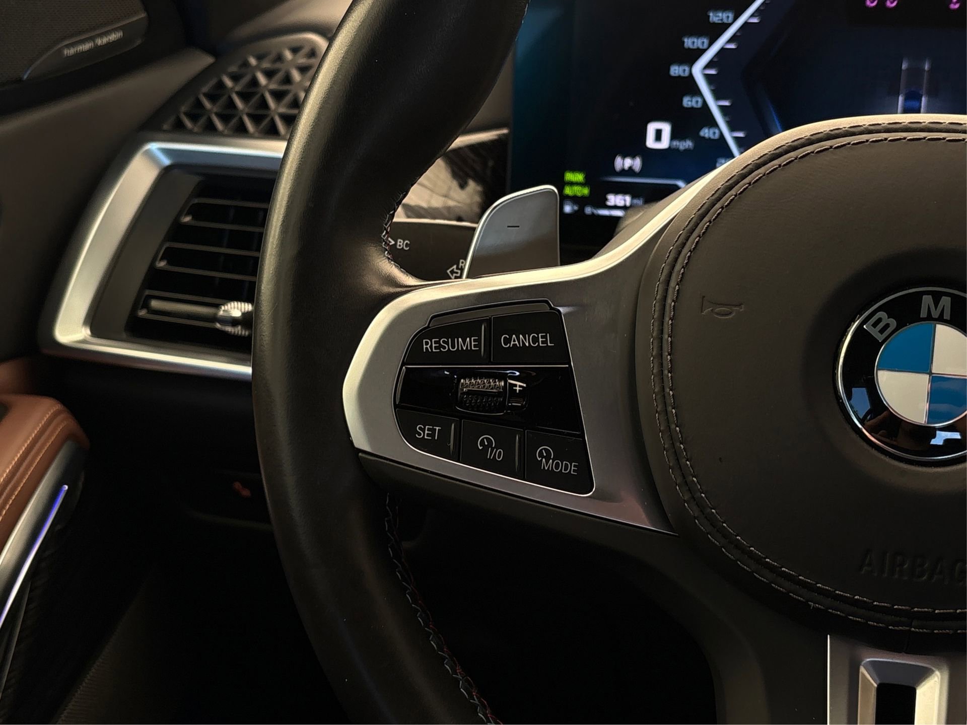 Used 2025 BMW X6 M60i image 27