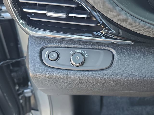 New 2026 Buick Envista Avenir image 24