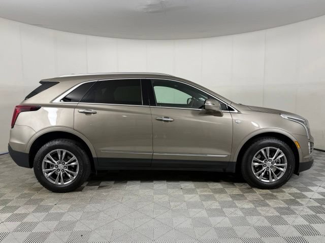 Used 2023 Cadillac XT5 Premium Luxury w/ LPO, Floor Liner Package AWD/4WD image 9
