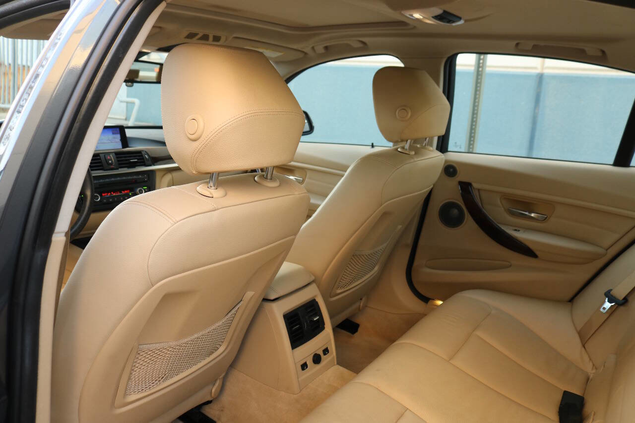 Used 2013 BMW 335i Sedan image 15