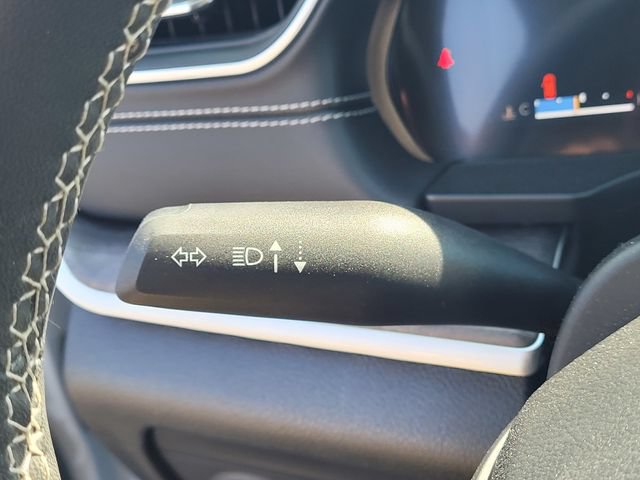 Used 2023 Jeep Grand Cherokee Limited AWD/4WD image 16