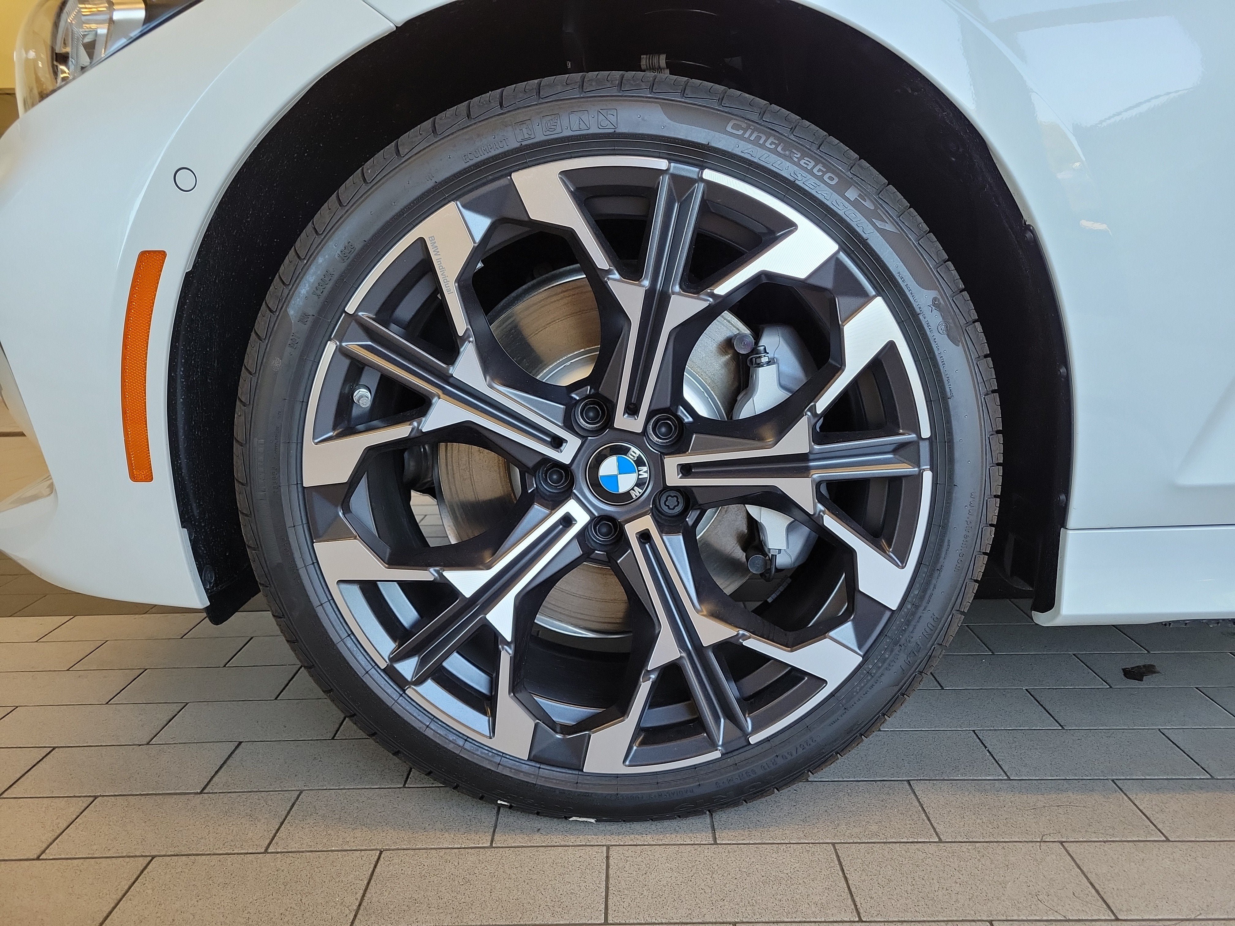 New 2026 BMW 330i xDrive Sedan w/ Premium Package AWD/4WD image 11