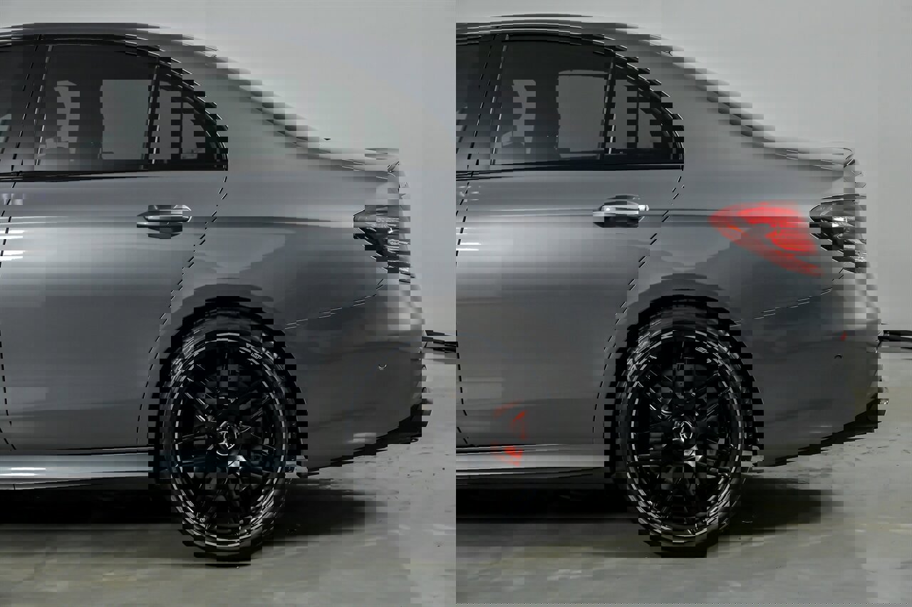 Used 2019 Mercedes-Benz E 63 AMG S image 9