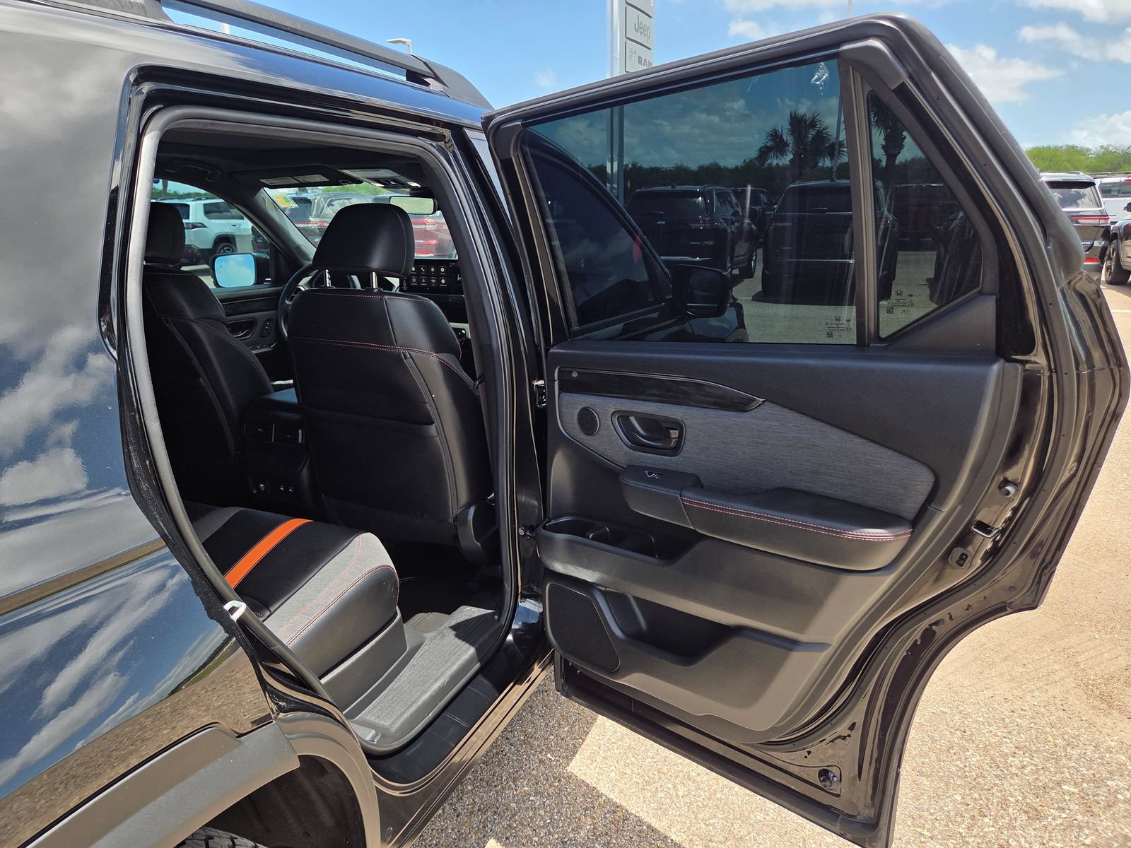 Used 2026 Honda Passport TrailSport image 17