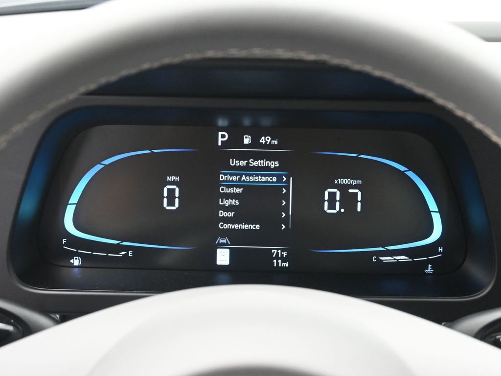 New 2025 Hyundai Elantra Sport image 11