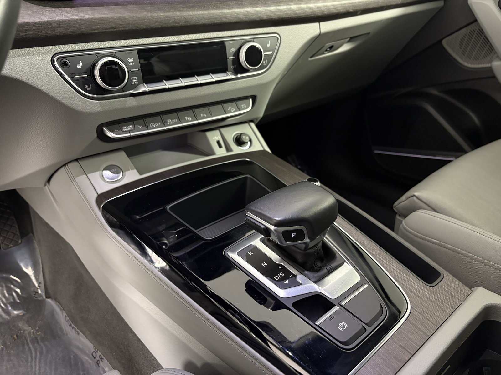 Used 2022 Audi Q5 2.0T Prestige image 20