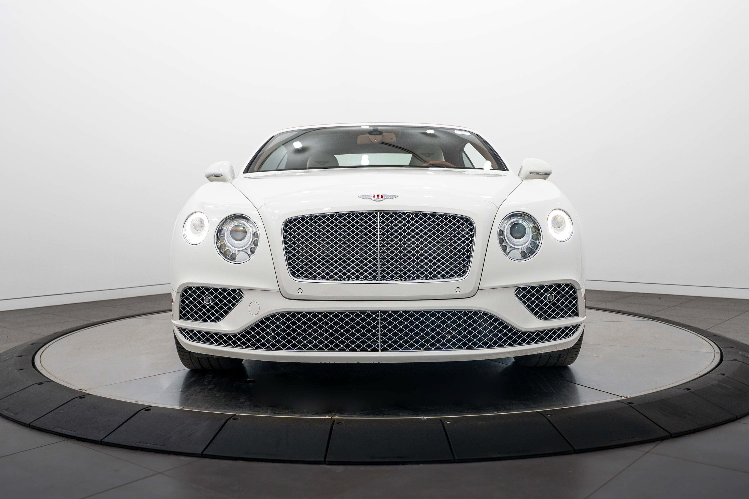 Used 2017 Bentley Continental GT AWD/4WD image 30