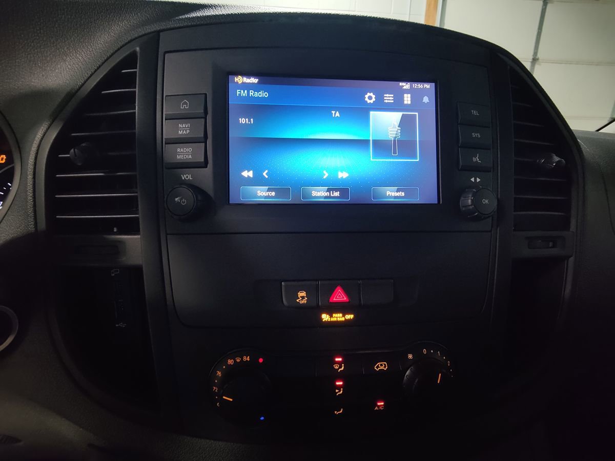 Used 2022 Mercedes-Benz Metris image 24