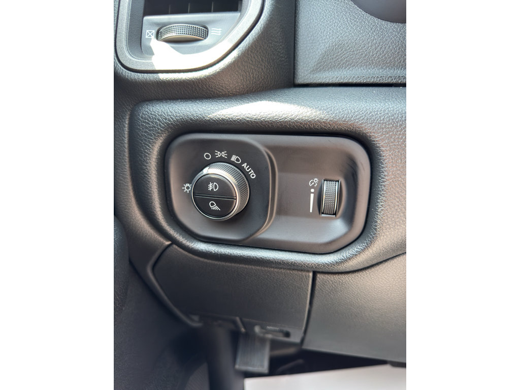 New 2027 RAM 3500 Tradesman AWD/4WD image 35