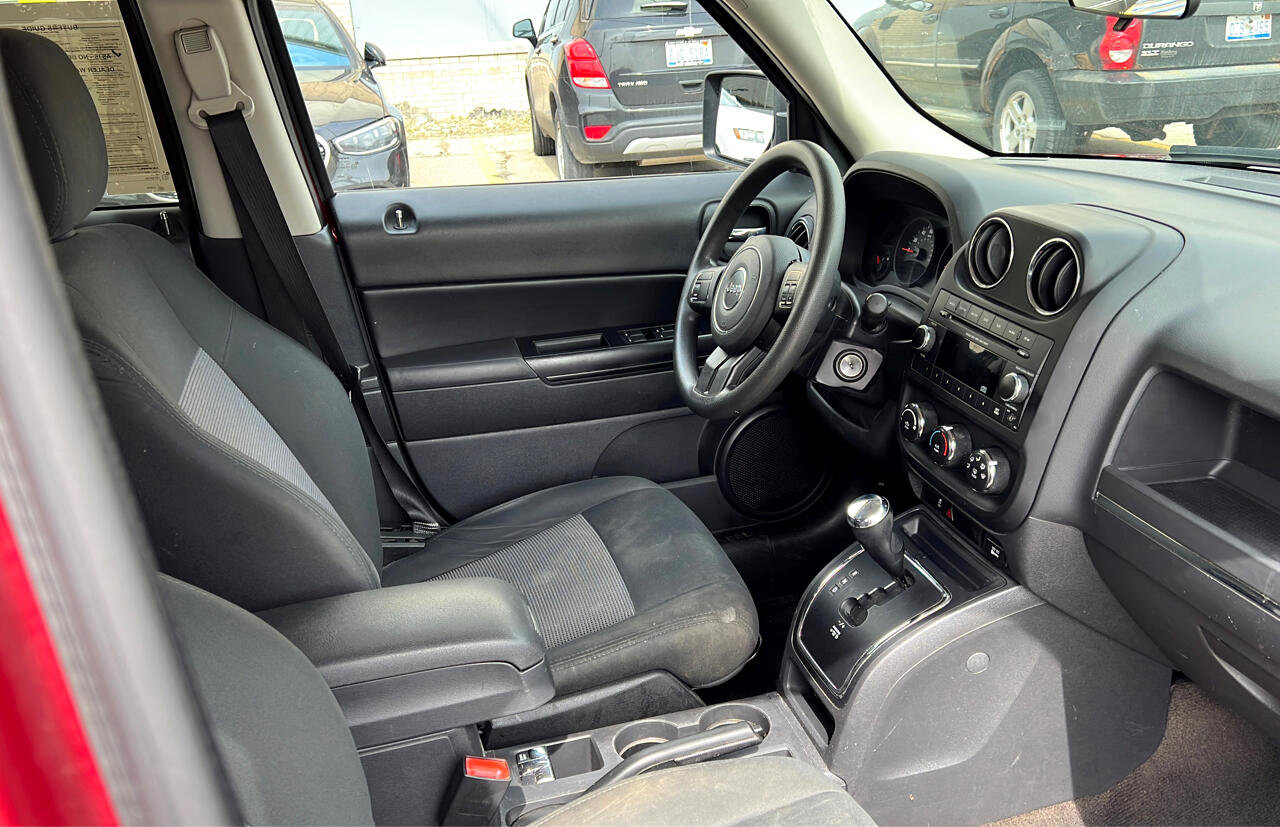 Used 2013 Jeep Patriot Sport w/ PWR Value Group image 9