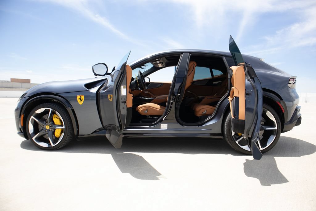 Used 2025 Ferrari Purosangue AWD/4WD image 20