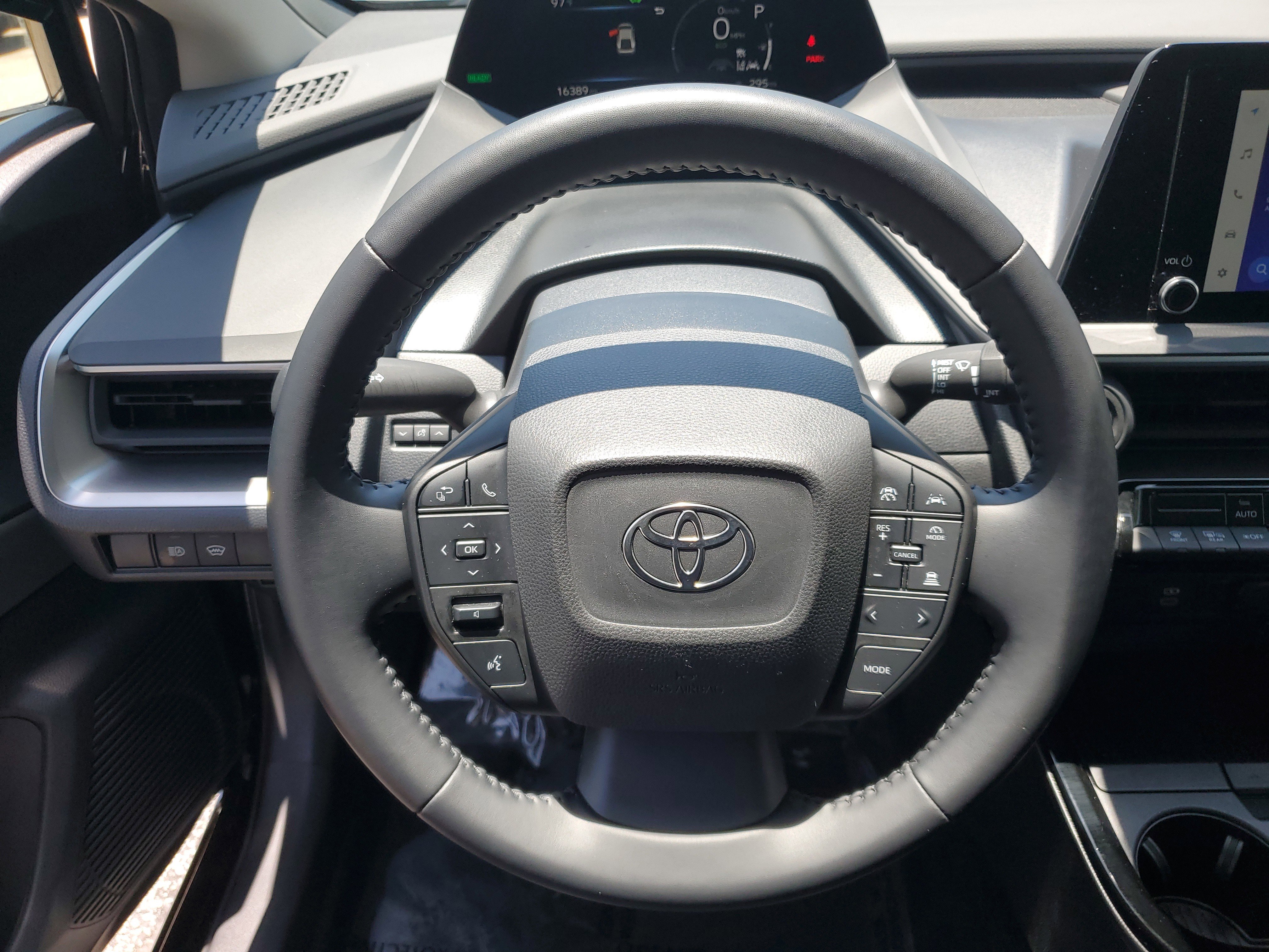 Used 2024 Toyota Prius LE image 17