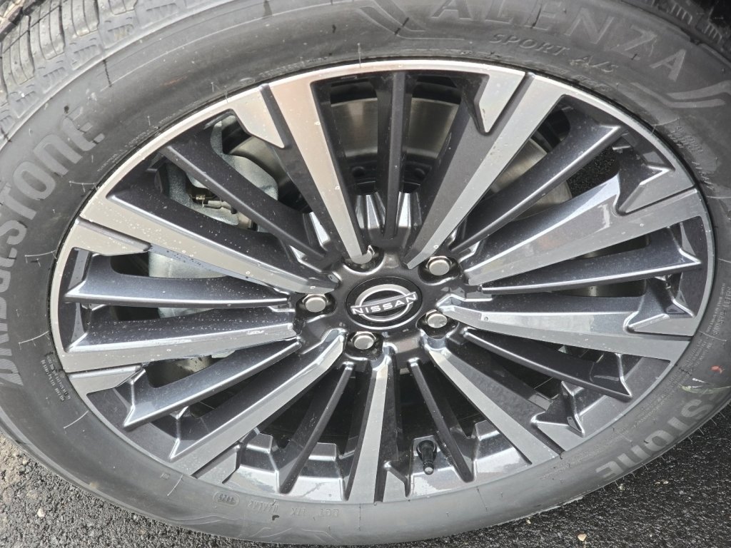 New 2026 Nissan Pathfinder Platinum image 18