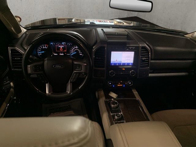 Used 2021 Ford Expedition Max Platinum AWD/4WD image 2