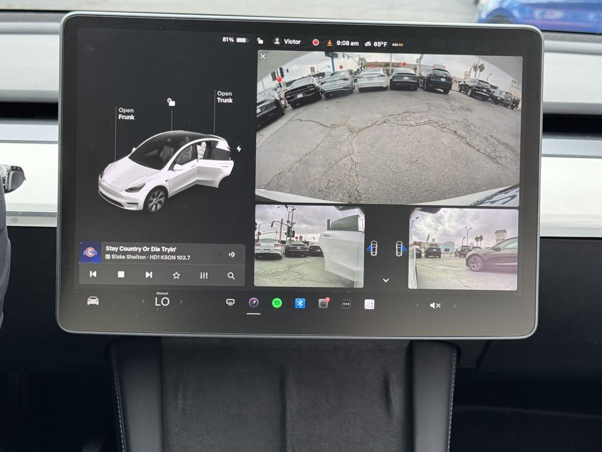 Used 2022 Tesla Model Y Long Range AWD/4WD image 27