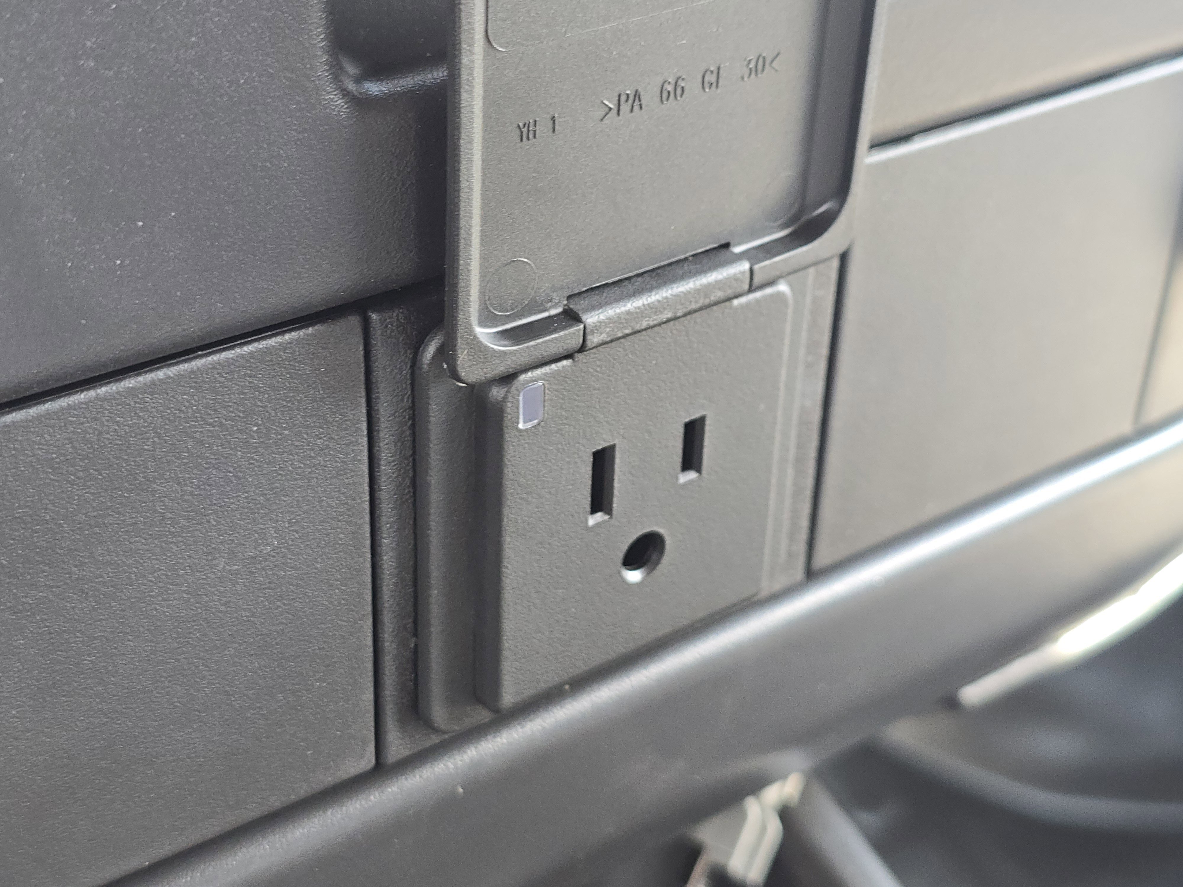 New 2025 Chevrolet Express 3500 Extended w/ Driver Convenience Package image 31