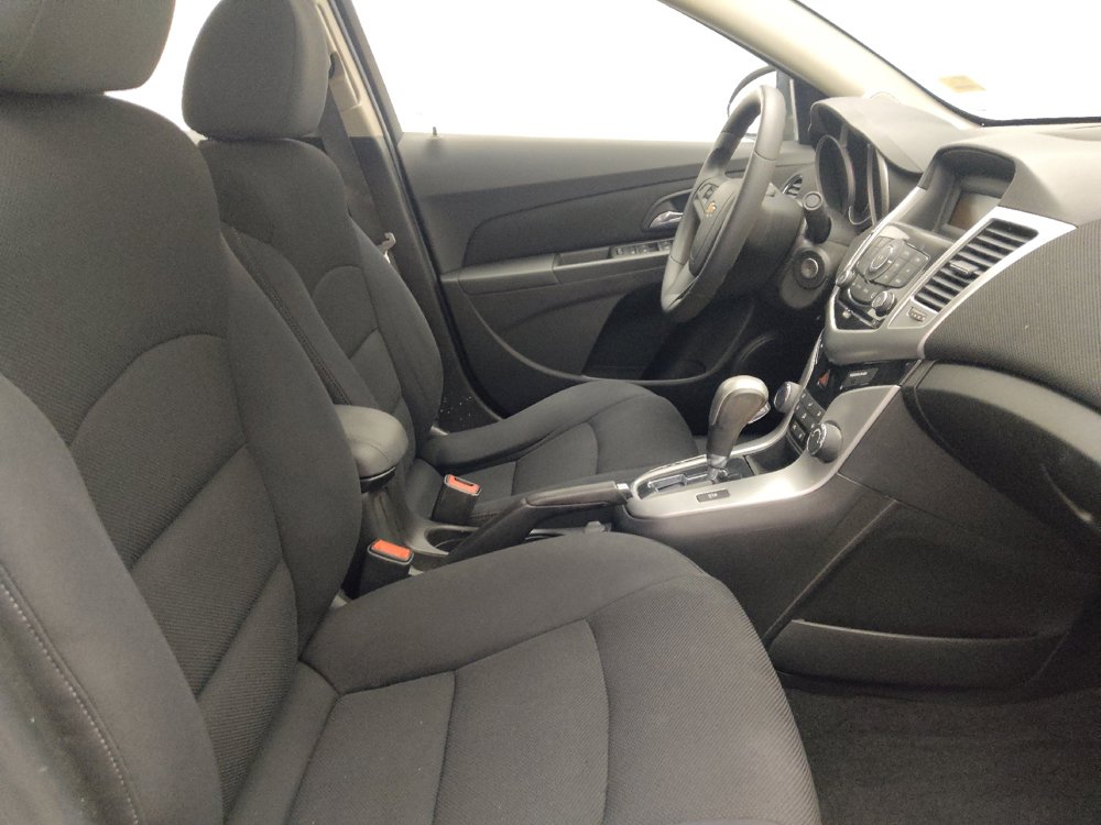 Used 2016 Chevrolet Cruze LT FWD image 21