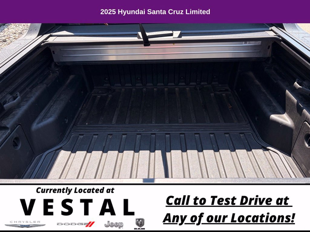 Used 2025 Hyundai Santa Cruz Limited AWD/4WD image 10