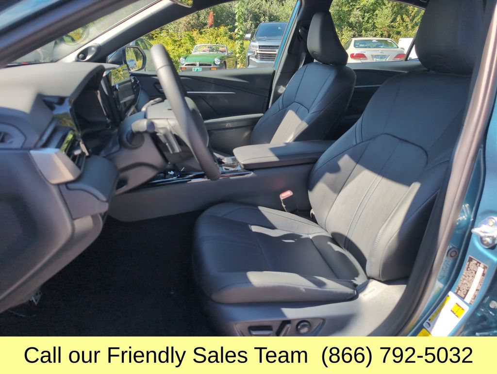 New 2026 Toyota Camry XSE w/ Premium Package AWD/4WD image 9