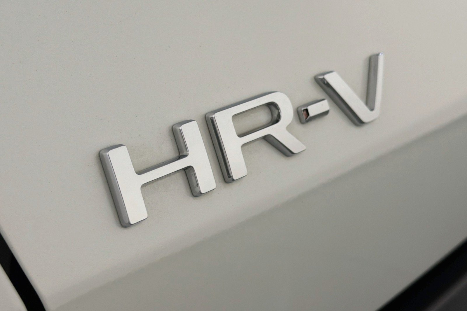 Used 2023 Honda HR-V Sport image 9