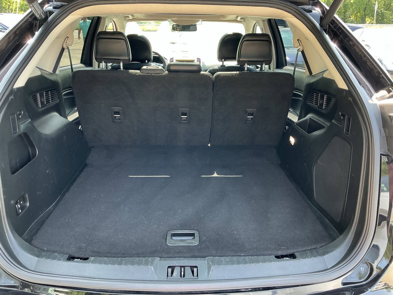 Used 2019 Ford Edge Titanium w/ Equipment Group 301A AWD/4WD image 26