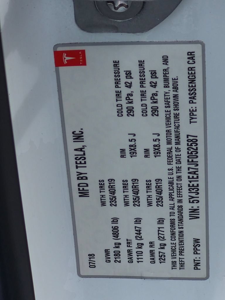Used 2018 Tesla Model 3 Mid Range RWD image 27
