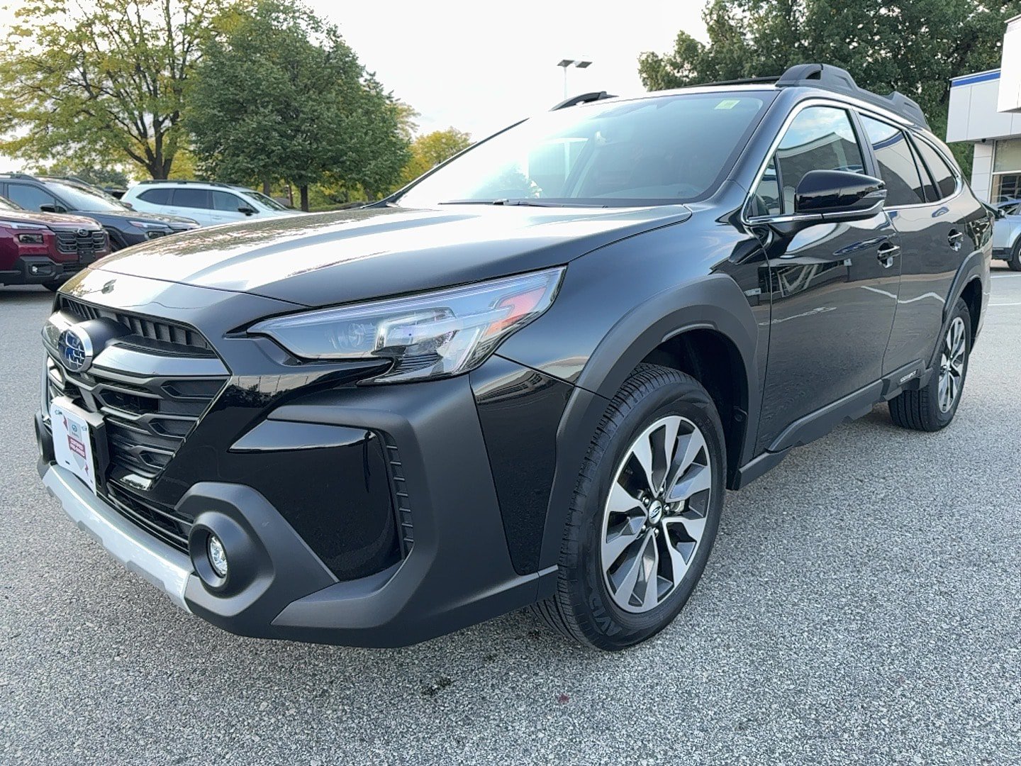 Certified 2025 Subaru Outback Limited AWD/4WD image 3