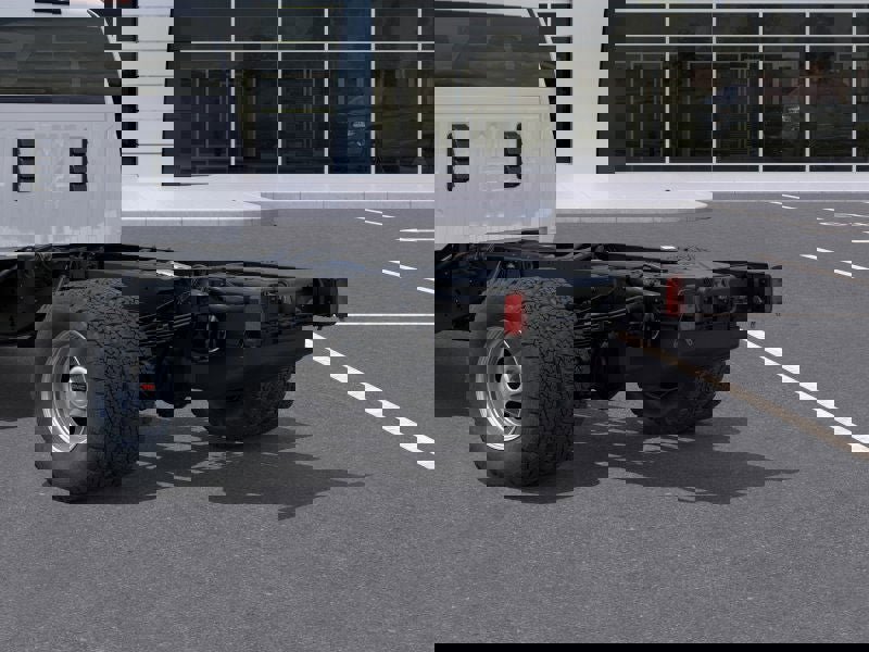 New 2025 GMC Sierra 3500 Pro w/ Convenience Package image 38