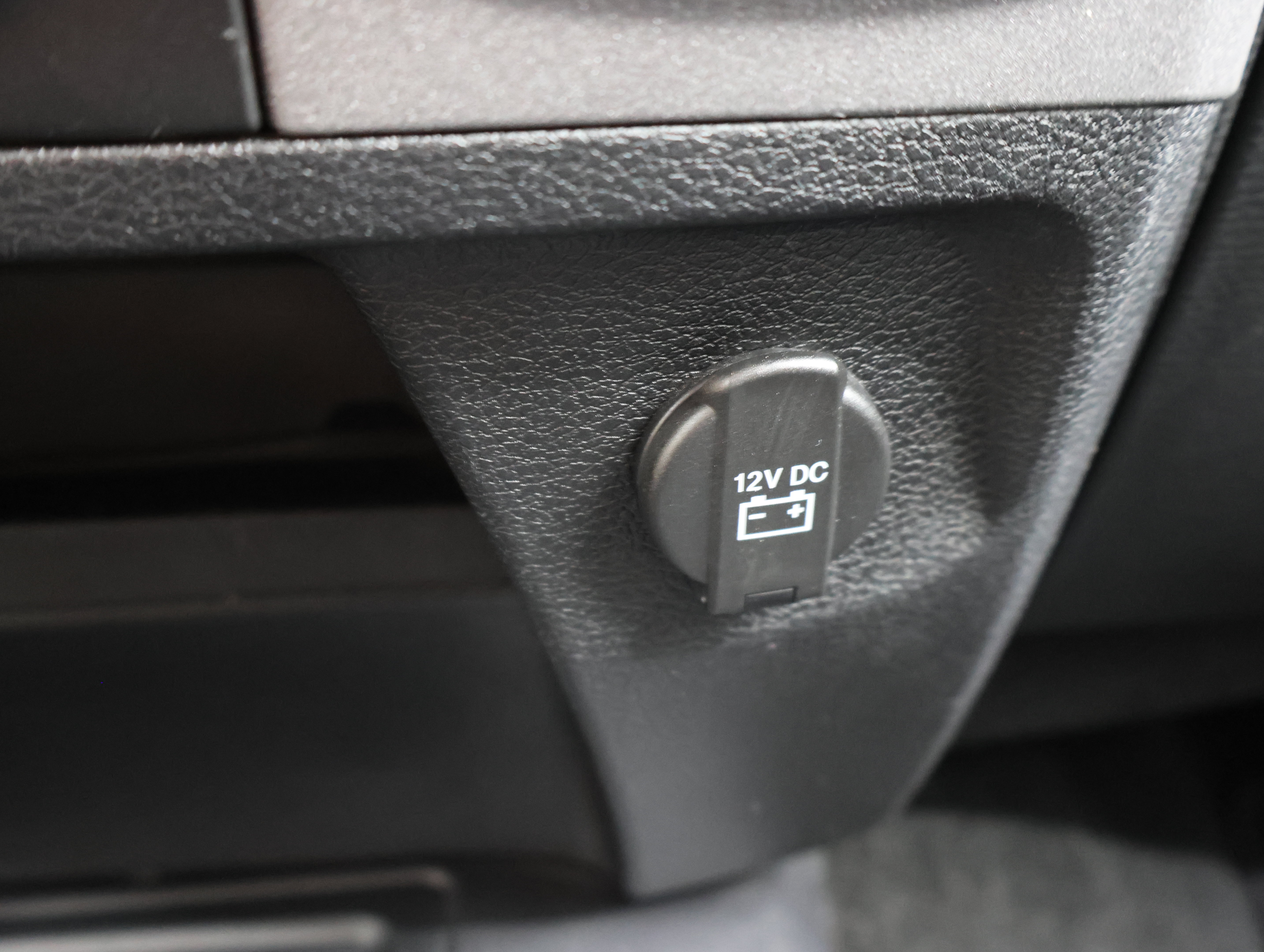 Used 2016 RAM 2500 Tradesman w/ Chrome Appearance Group AWD/4WD image 46