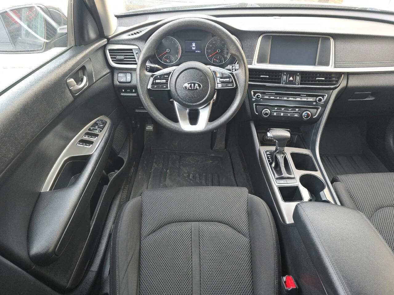 Used 2020 Kia Optima LX image 24