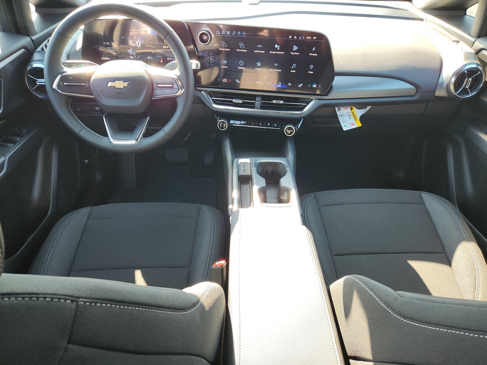 New 2026 Chevrolet Equinox EV LT image 8