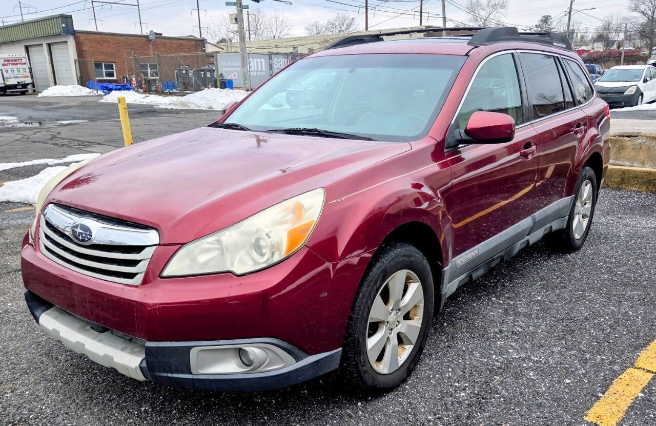 Used 2011 Subaru Outback 2.5i Limited AWD/4WD image 4