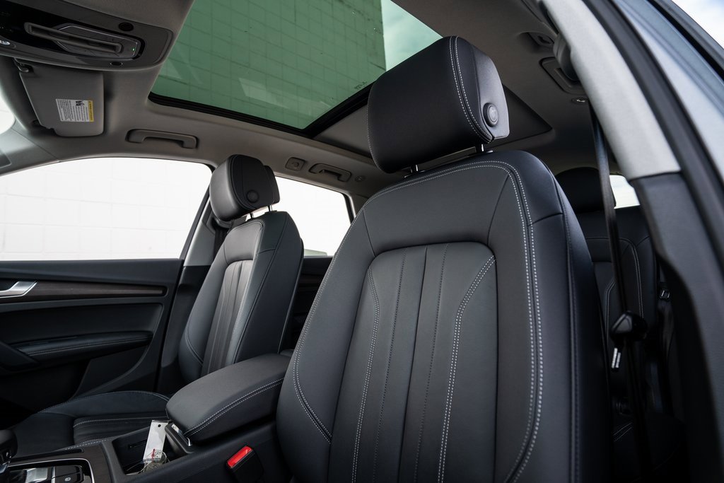 Used 2022 Audi Q5 2.0T Premium Plus w/ Premium Plus Package image 12