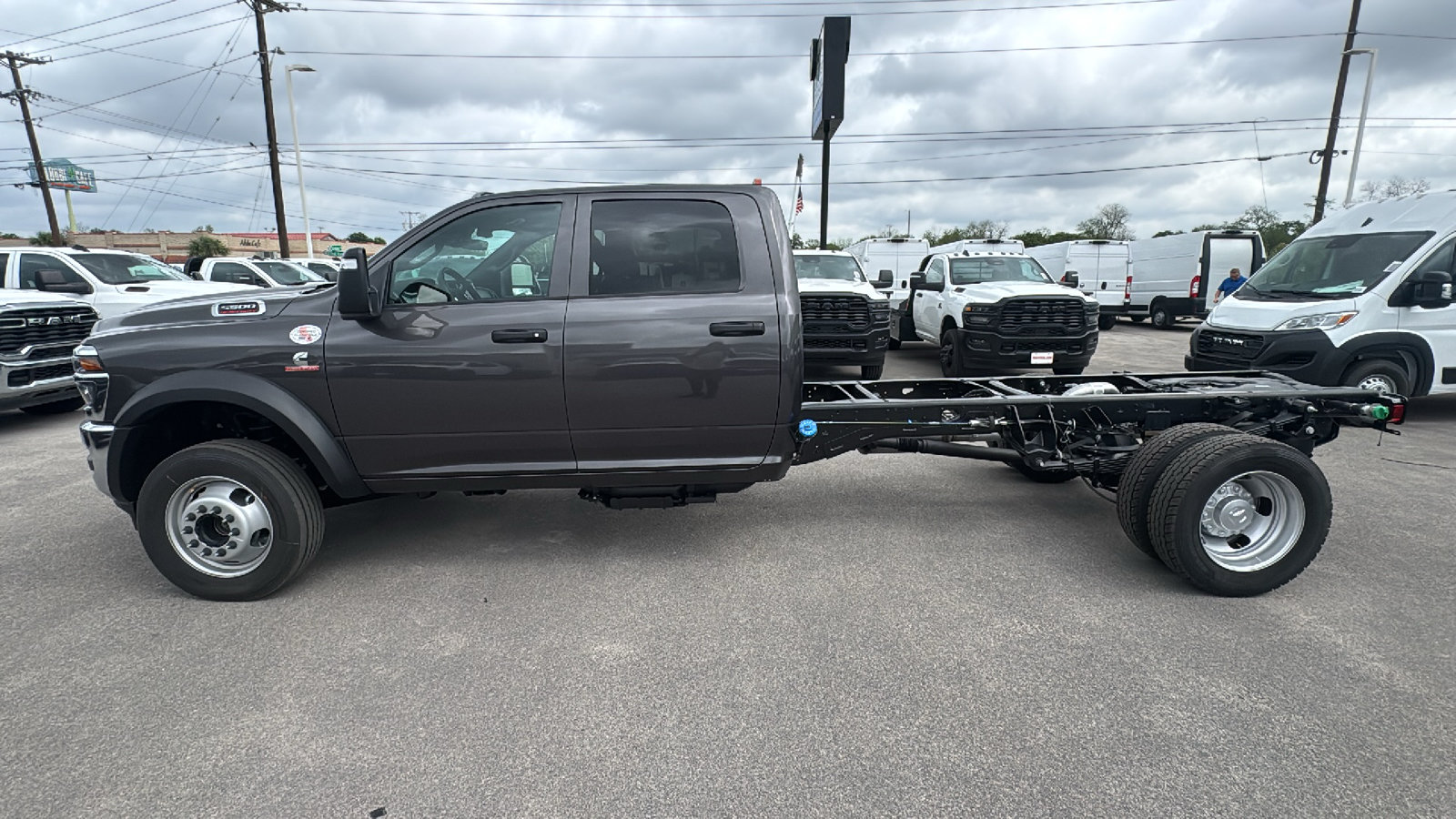 New 2026 RAM 5500 Tradesman w/ Chrome Appearance Group AWD/4WD image 8