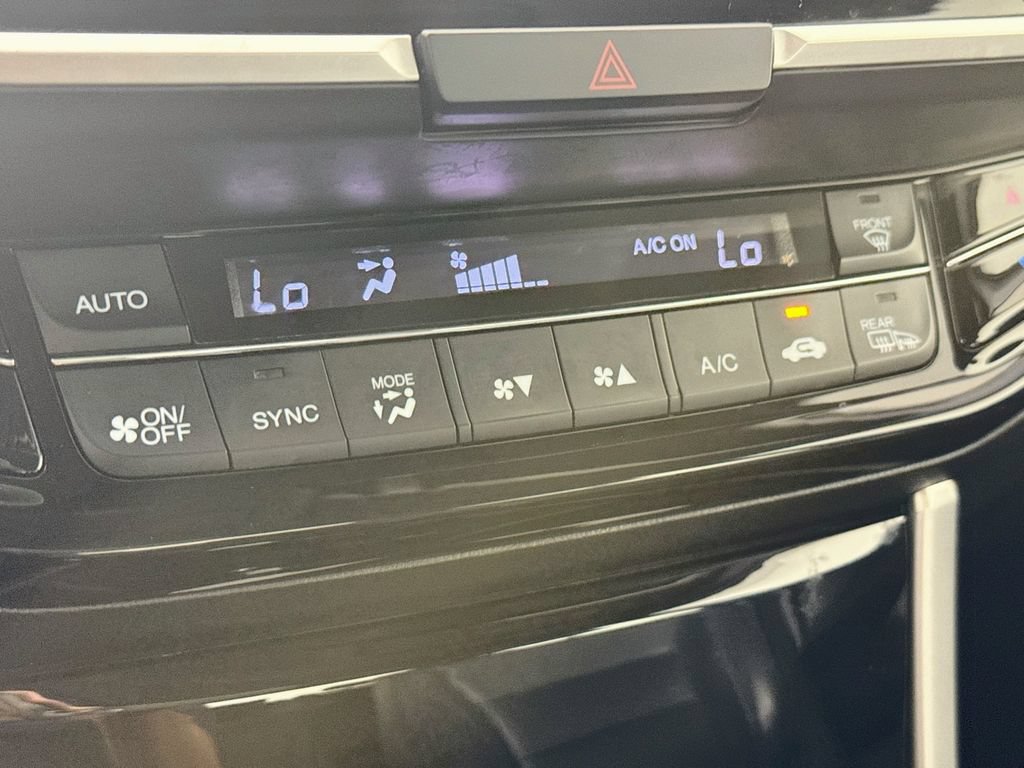 Used 2016 Honda Accord EX-L image 18