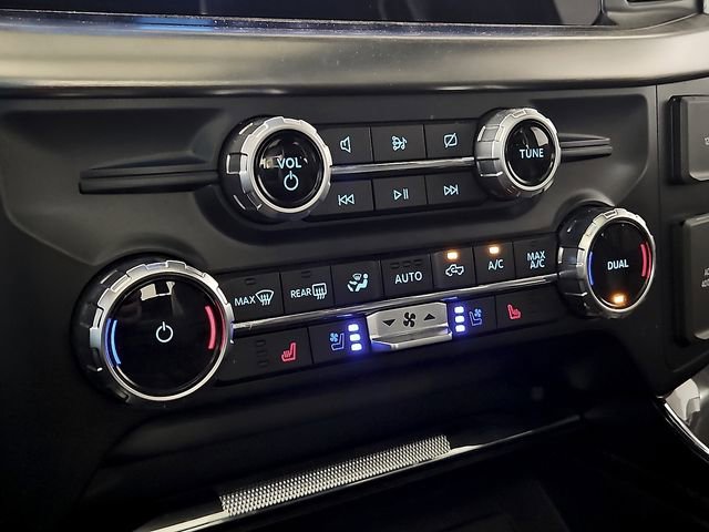 Used 2023 Ford F150 Lariat w/ Max Trailer Tow Package image 17