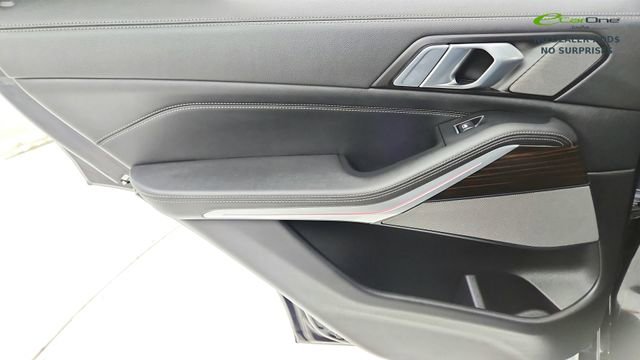 Used 2023 BMW X5 sDrive40i w/ M Sport Package image 33
