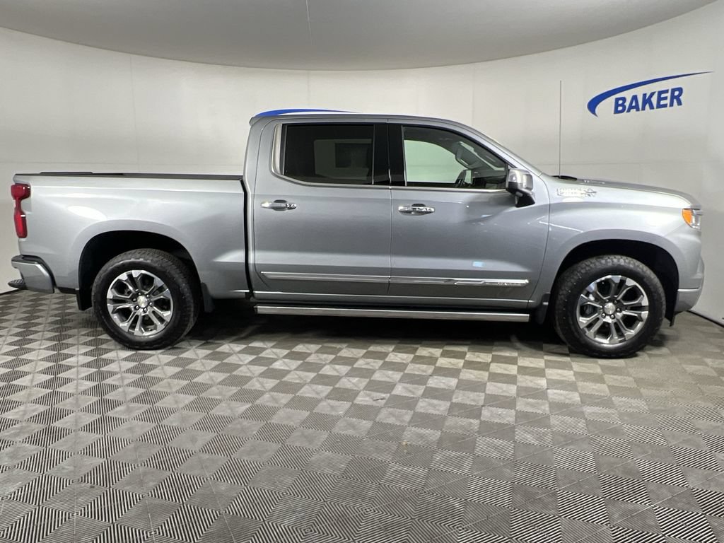 Certified 2026 Chevrolet Silverado 1500 High Country w/ Technology Package AWD/4WD image 9