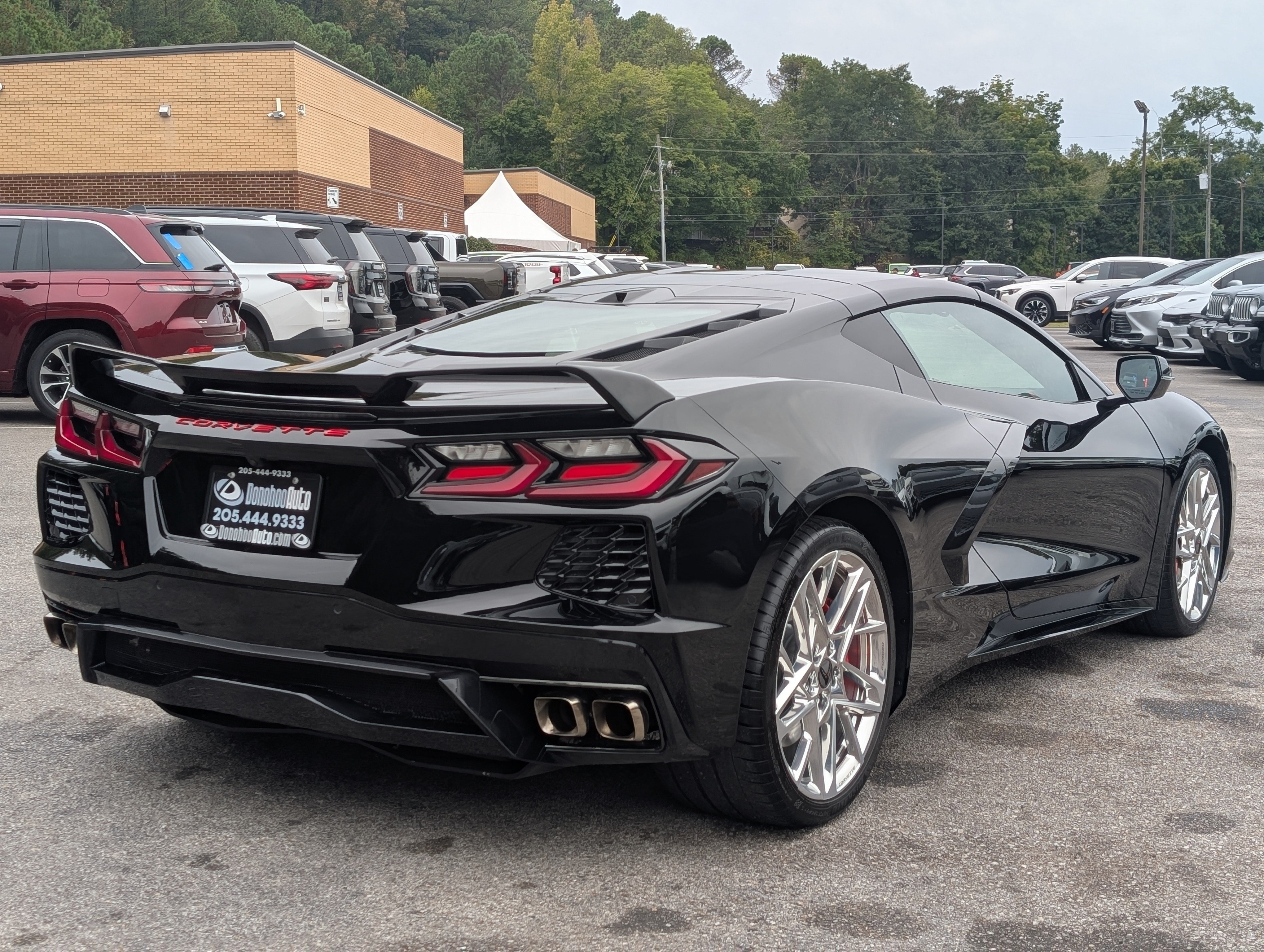 Used 2024 Chevrolet Corvette Stingray Preferred Cpe w/ Z51 Performance Package RWD image 9