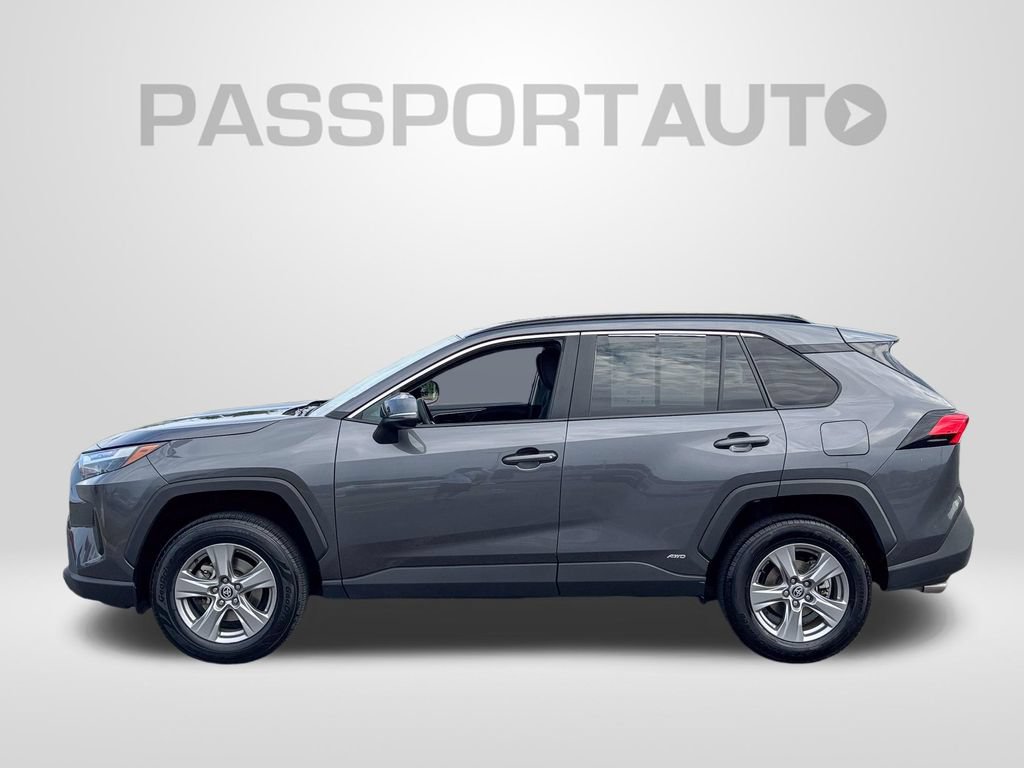 Used 2024 Toyota RAV4 LE AWD/4WD image 2