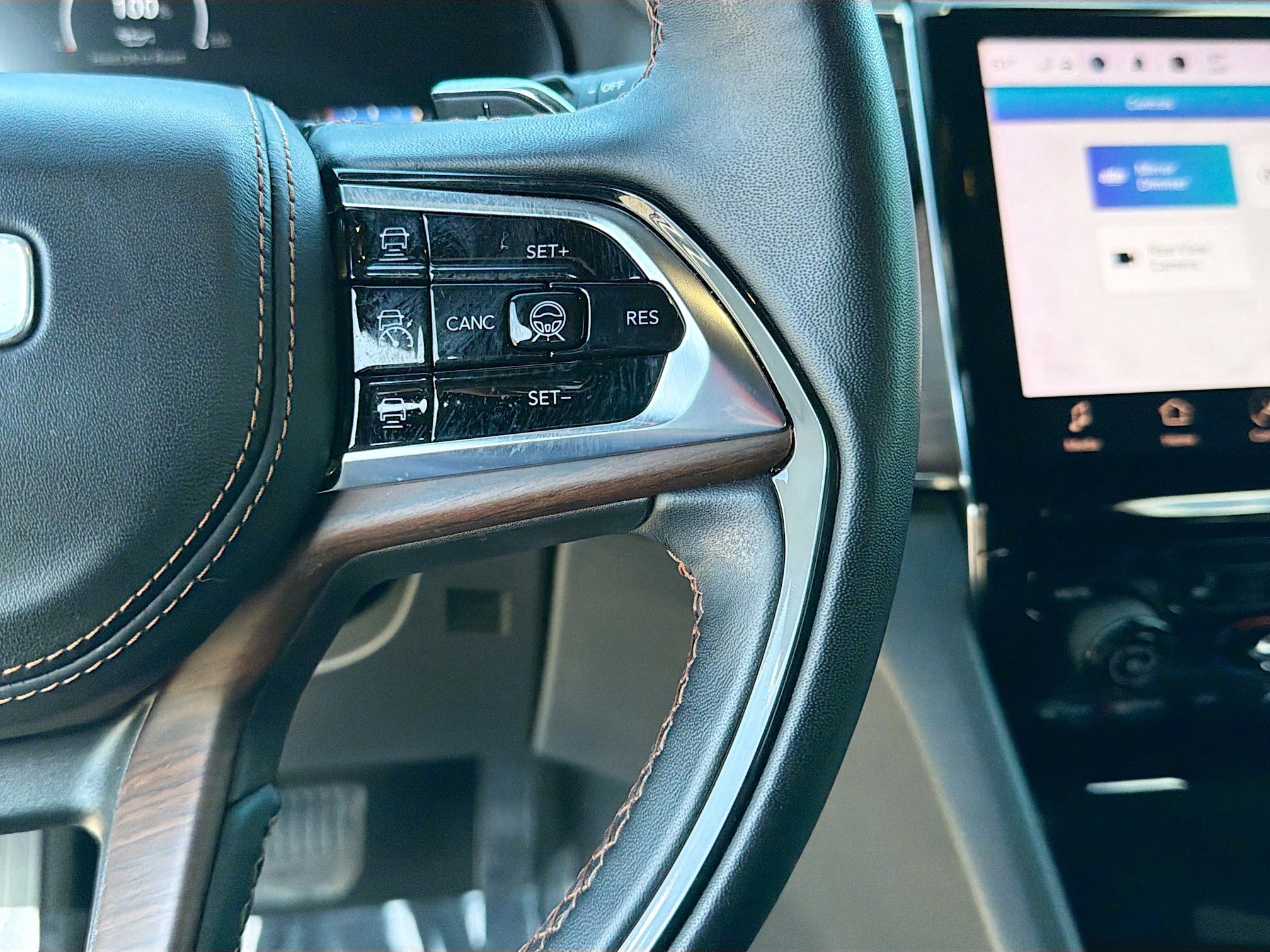 Used 2022 Jeep Grand Cherokee Summit w/ Adv Protech Group IV image 39